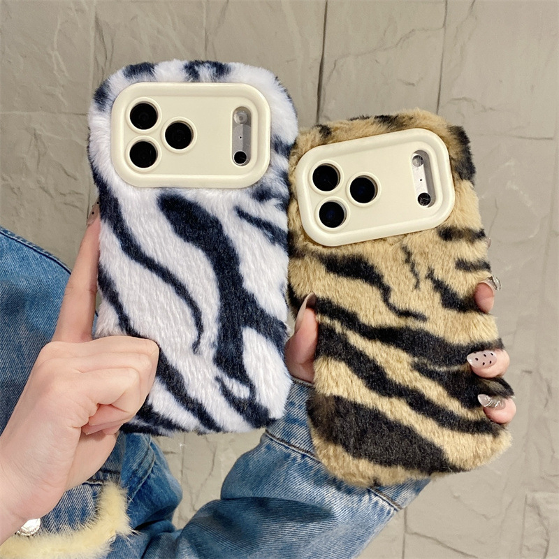 Apple Iphone 16 - Luxuriöse Zebra-Muster Flauschige Plüsch-Handyhülle für iPhone